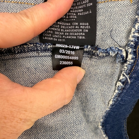 Harley-Davidson Distressed Denim Vest – Size S - Picture 15 of 16